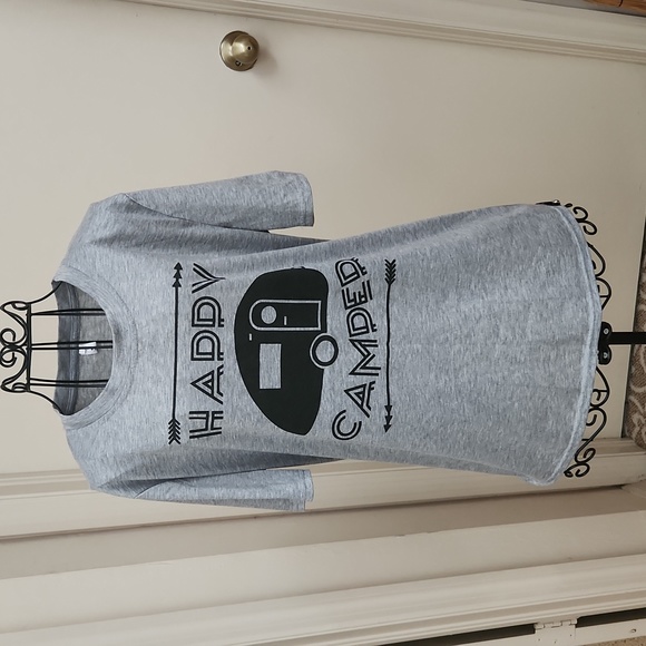 Happy camper t-shirt or sleep shirt - medium - Picture 1 of 3